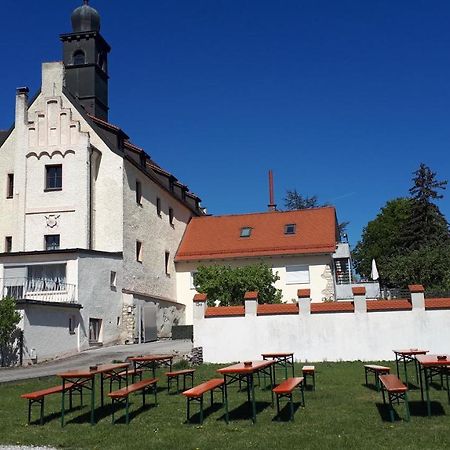 Schloss Weichs Zu Regensburg Mit 2Schlafzimmer Parkplatz Internet 75Qm Zentrum Esterno foto
